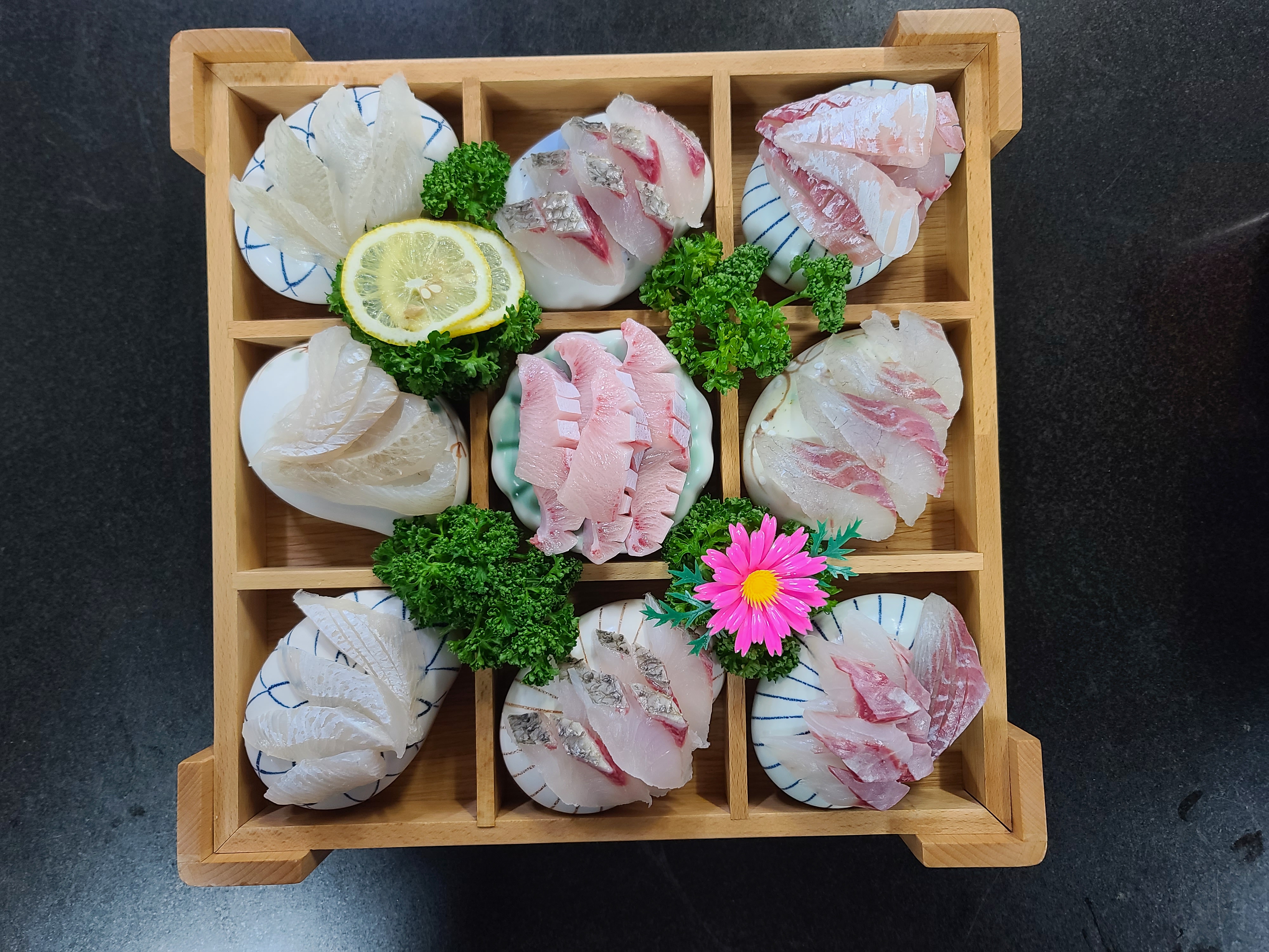 광안리 까치횟집 가게 이미지1