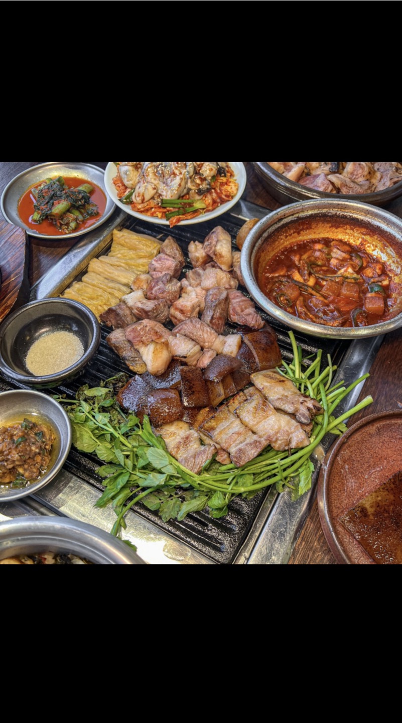 엄용백 돼지구이집