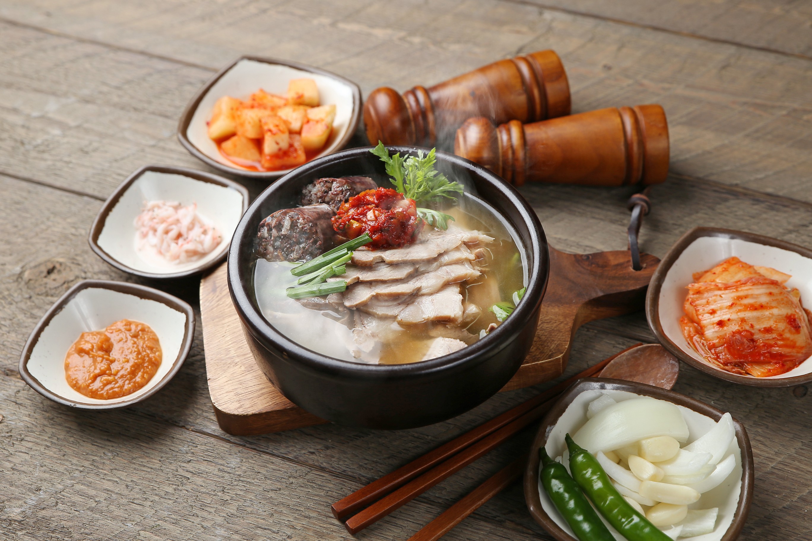 Mixed Pork and Rice Soup (Meat + Offal + Sundae)