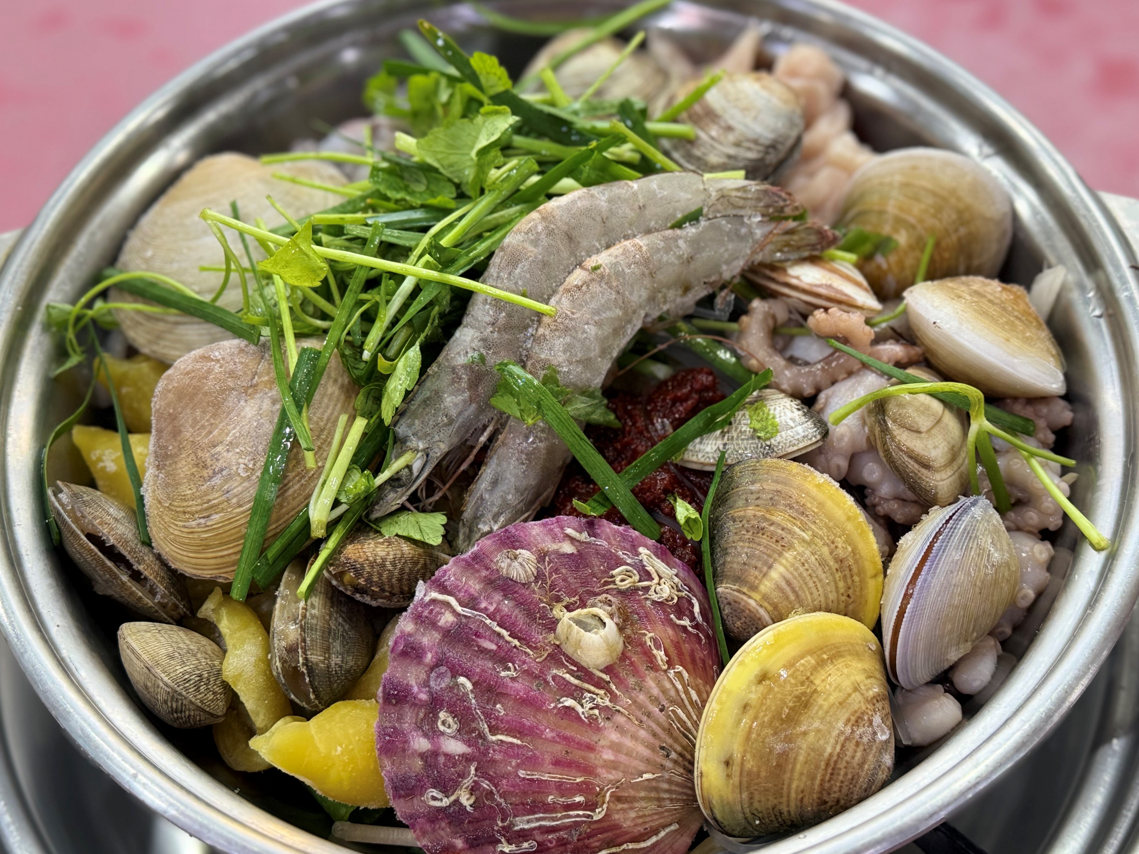 Water Hot Pot (Seafood Hot Pot)