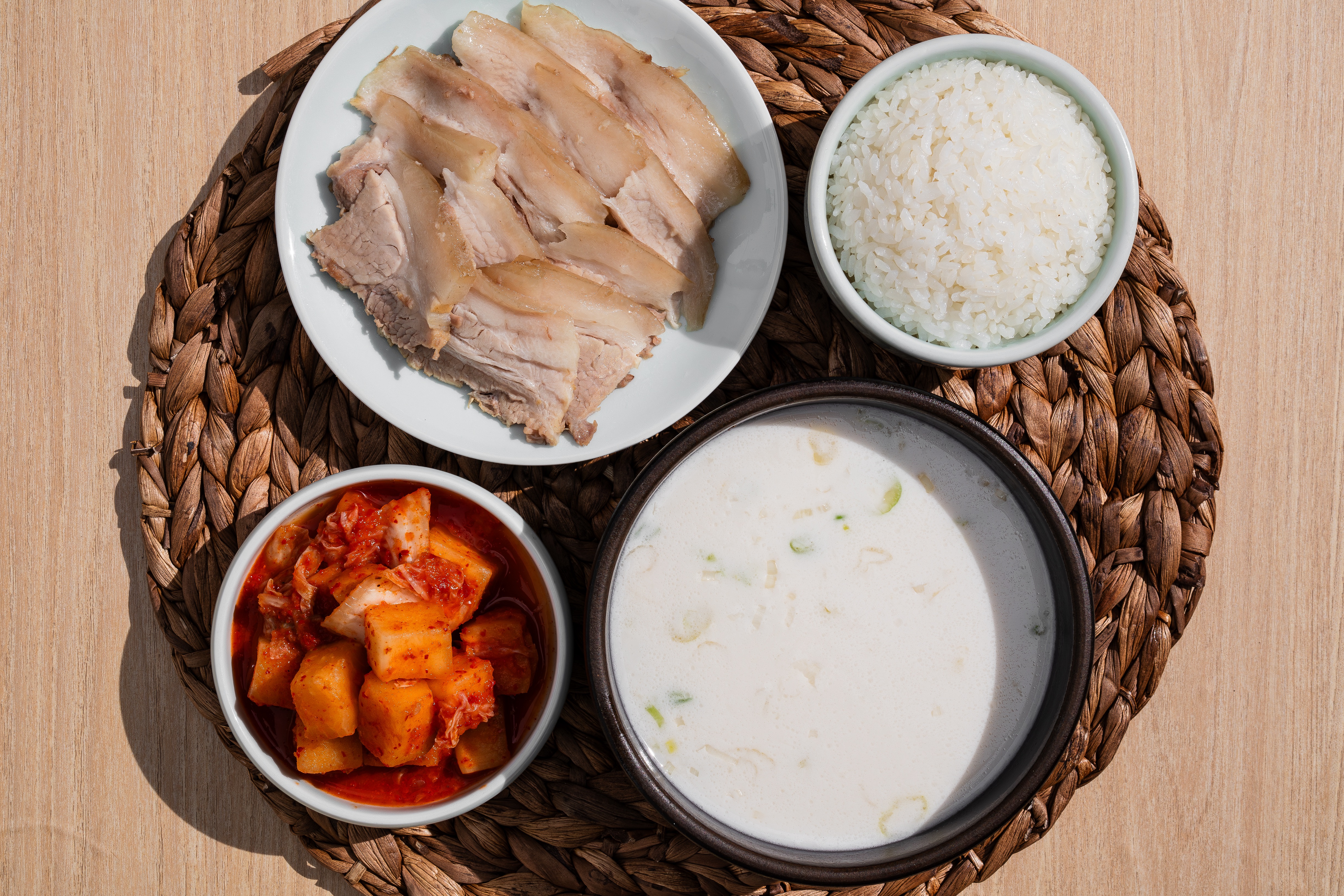 Giant meat + rice