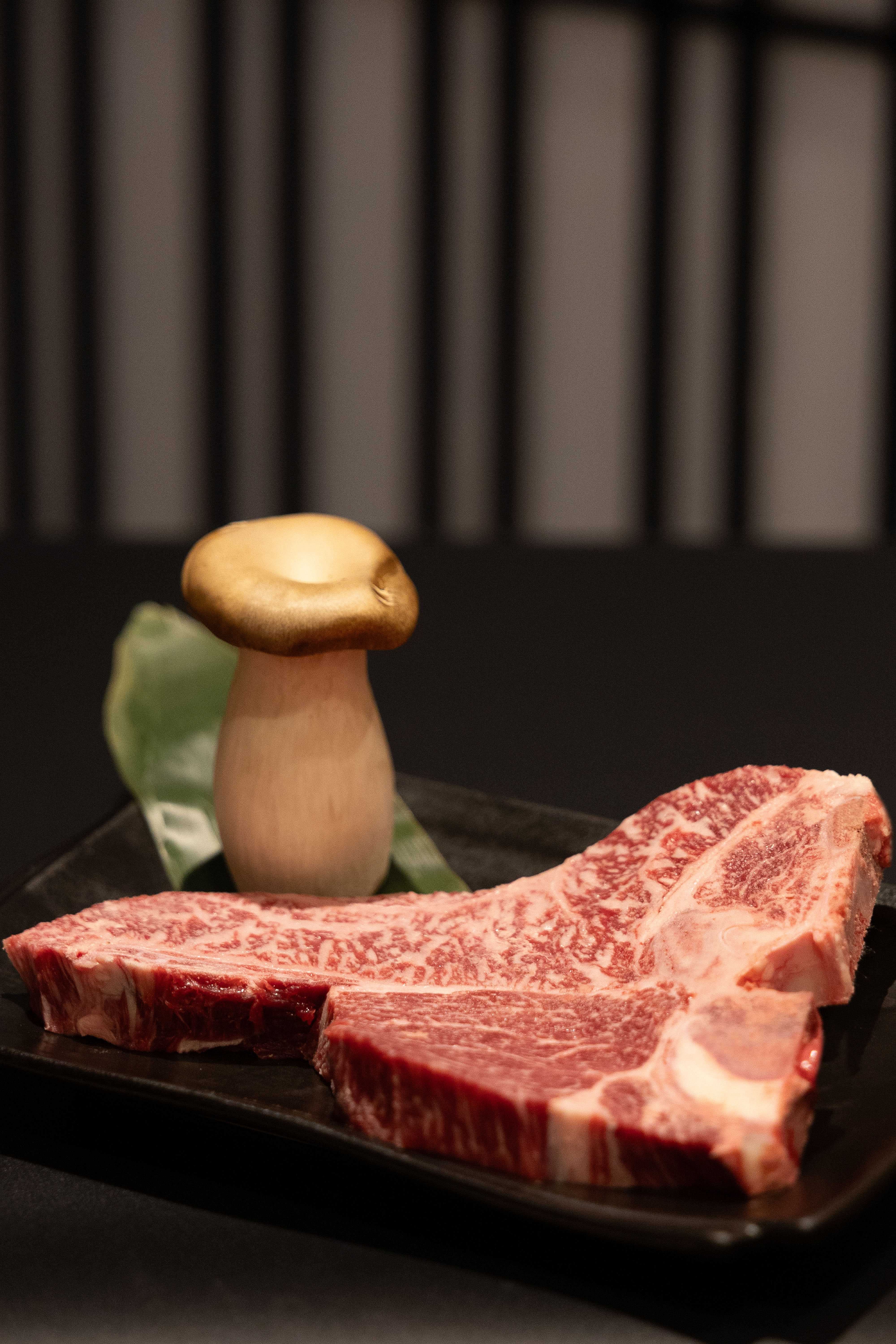 T-bone 1++ (100g) (Can be ordered over 400g)