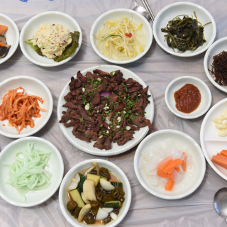 Charcoal-grilled Korean Black Goat with Medicinal Herbs (for 1 person) (300g)