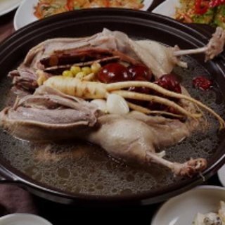Whole Korean Chicken Soup with Medicinal Herbs (1 Chicken)