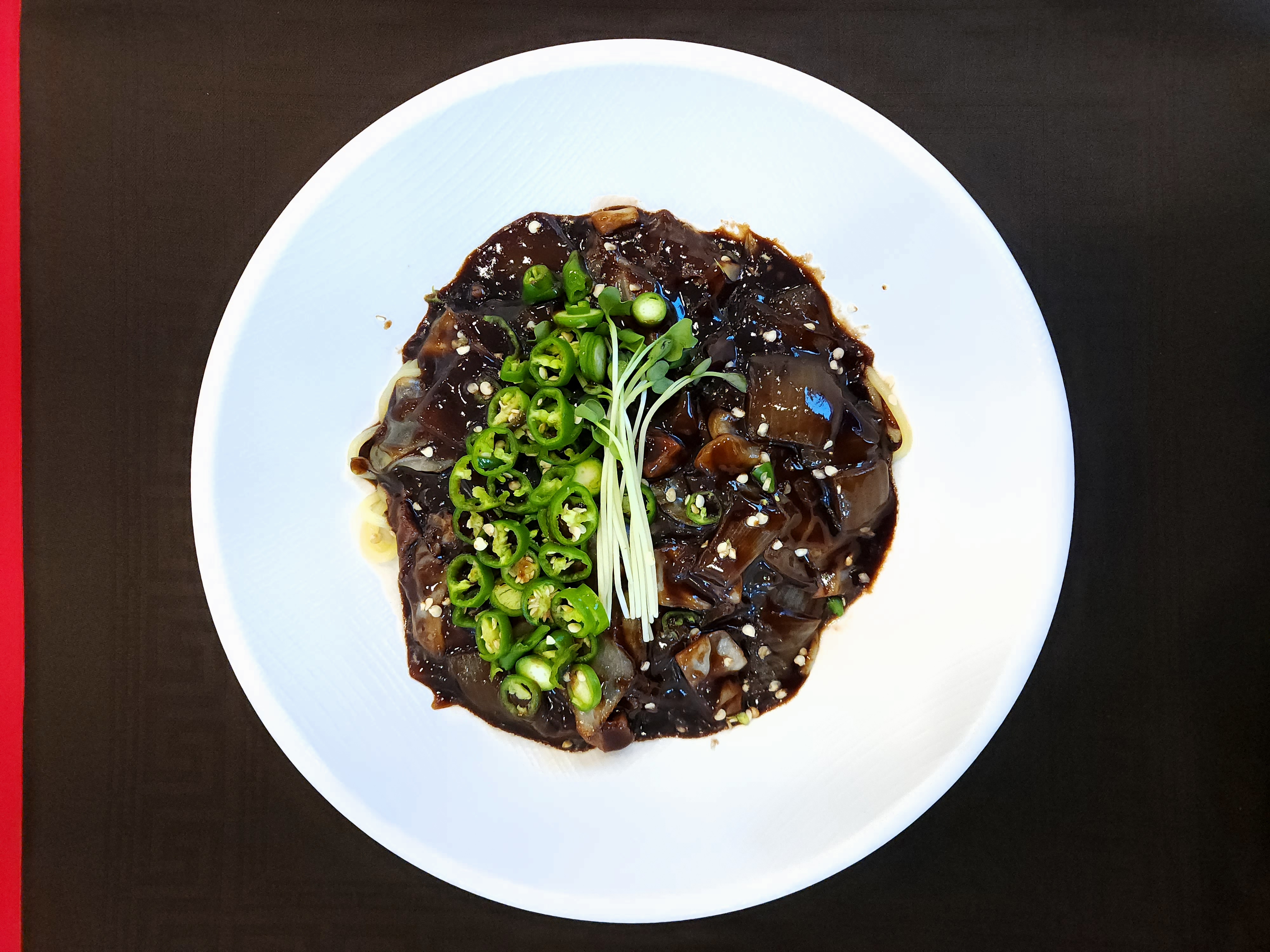 Black Bean Sauce Noodles with Chili Pepper