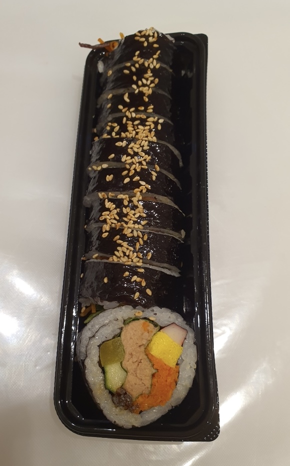 Tuna gimbap
