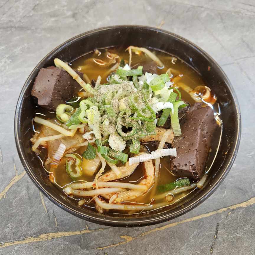 Seonji and Offal and Rice Soup
