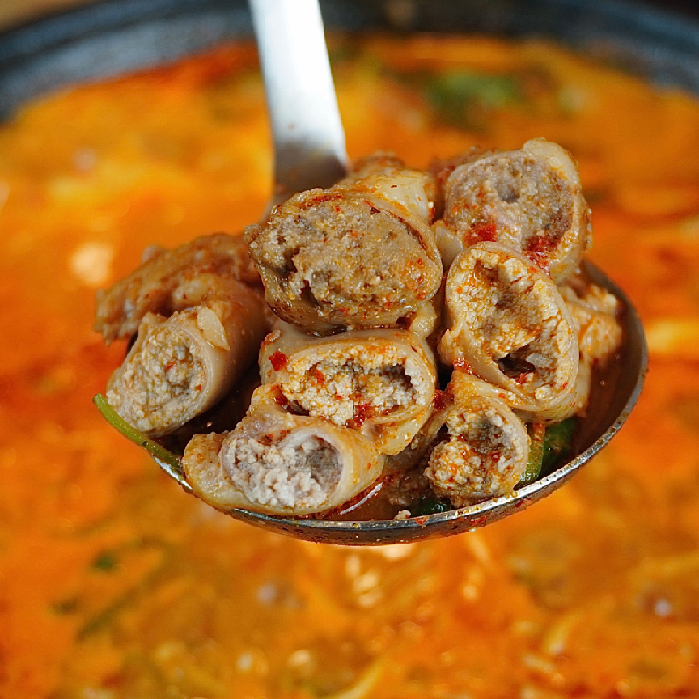 Mala Small Intestines Hot Pot