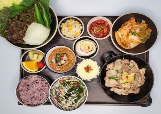 Leaf Wraps and Rice with Seasoned Soybean Paste Set Menu
