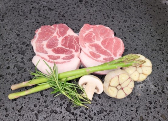 Black Pork Flower Shoulder 100g