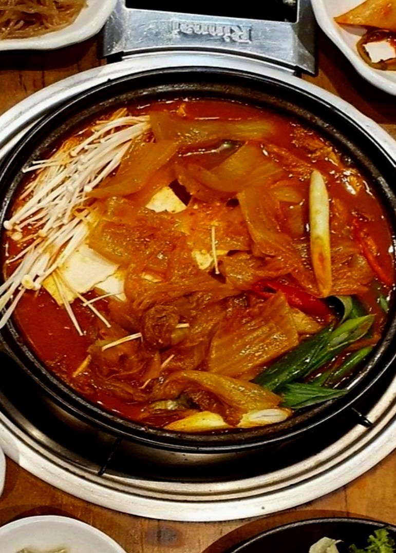 Kimchi Jjigae