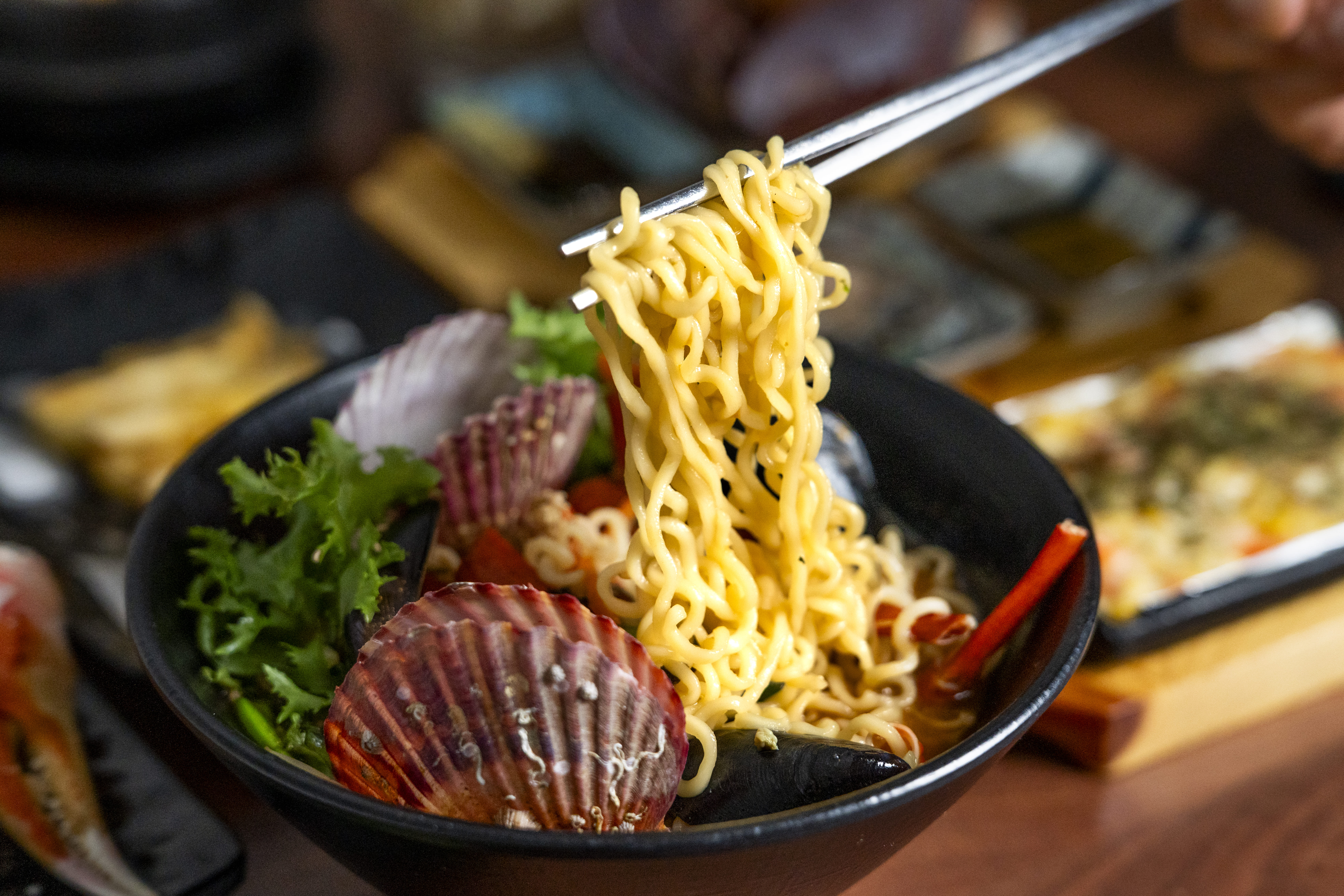 Instant Noodles with Snow Crab