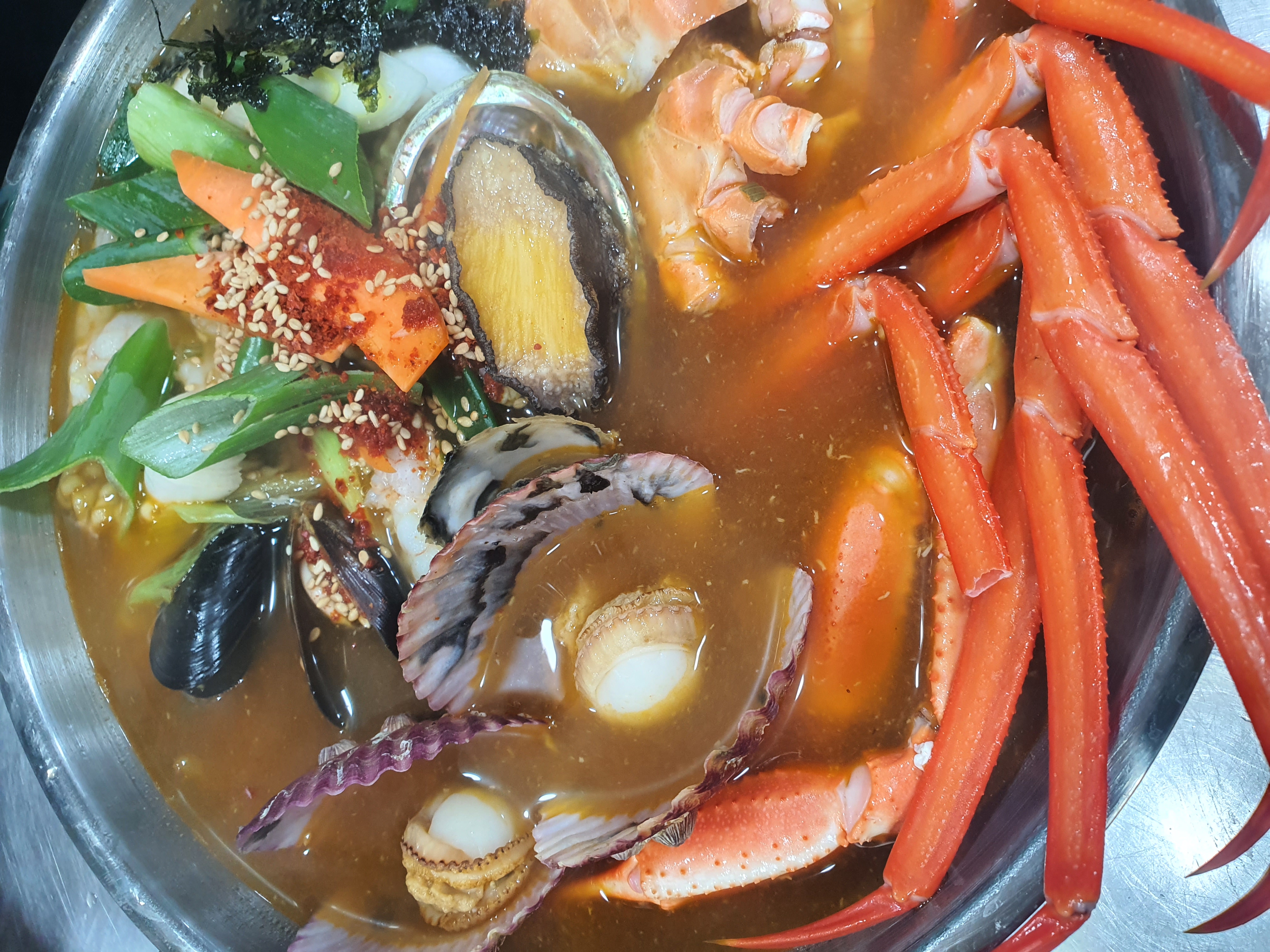 Instant Noodles with Red Snow Crab