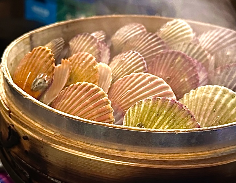 Seasonal Side Dish (Steamed Scallops)