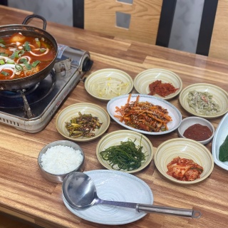 Hairtail Jjigae (for 2 or more people)