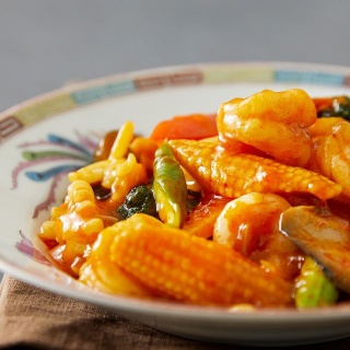 Stir-fried Seafood and Vegetables