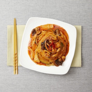 Stir-fried Spicy Noodle Soup