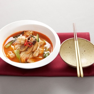 Sichuan Spicy Noodle Soup