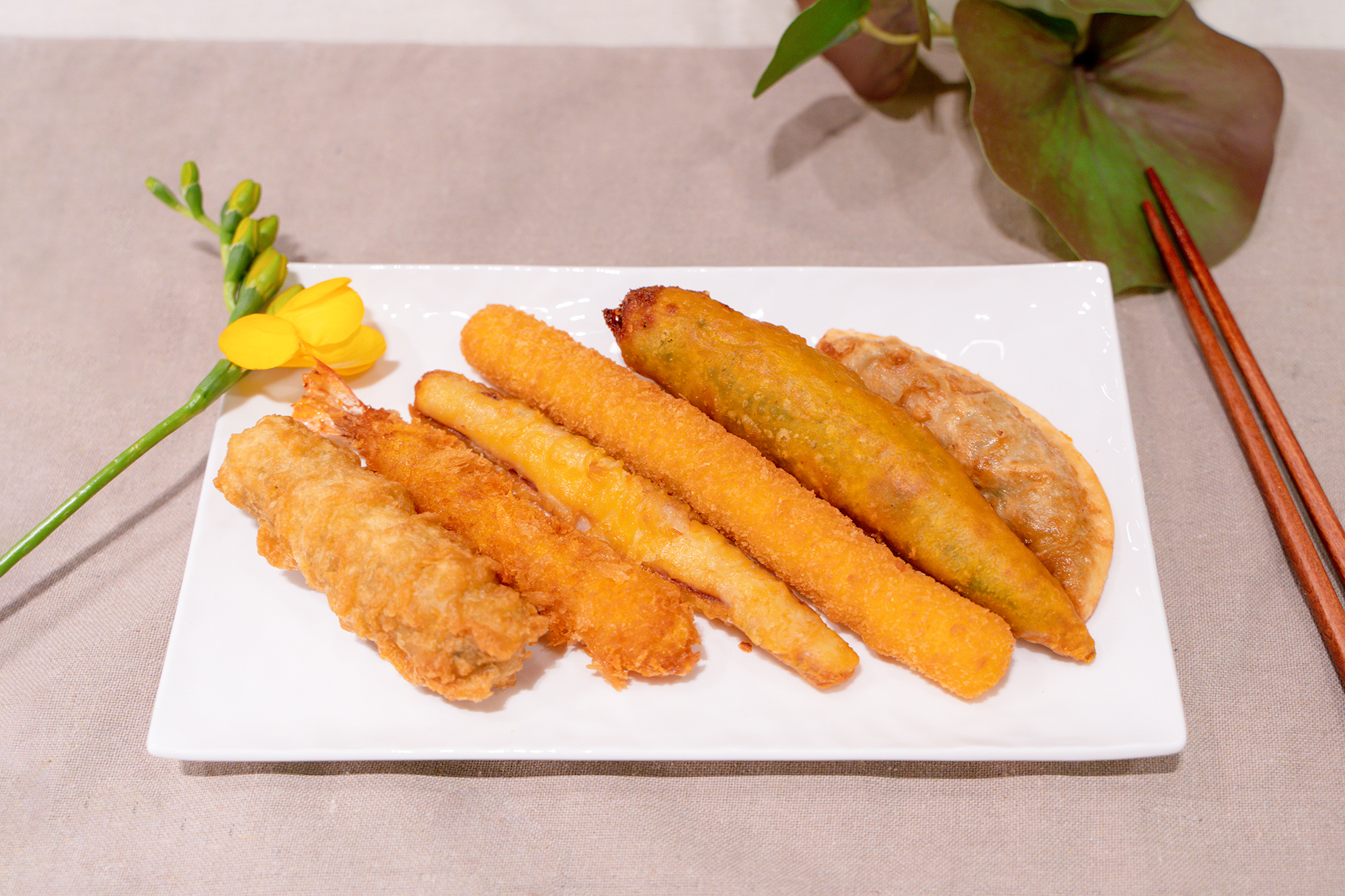 (Chili Pepper, Vegetable, Shrimp, Sweet Potato, Squid) Assorted Fries