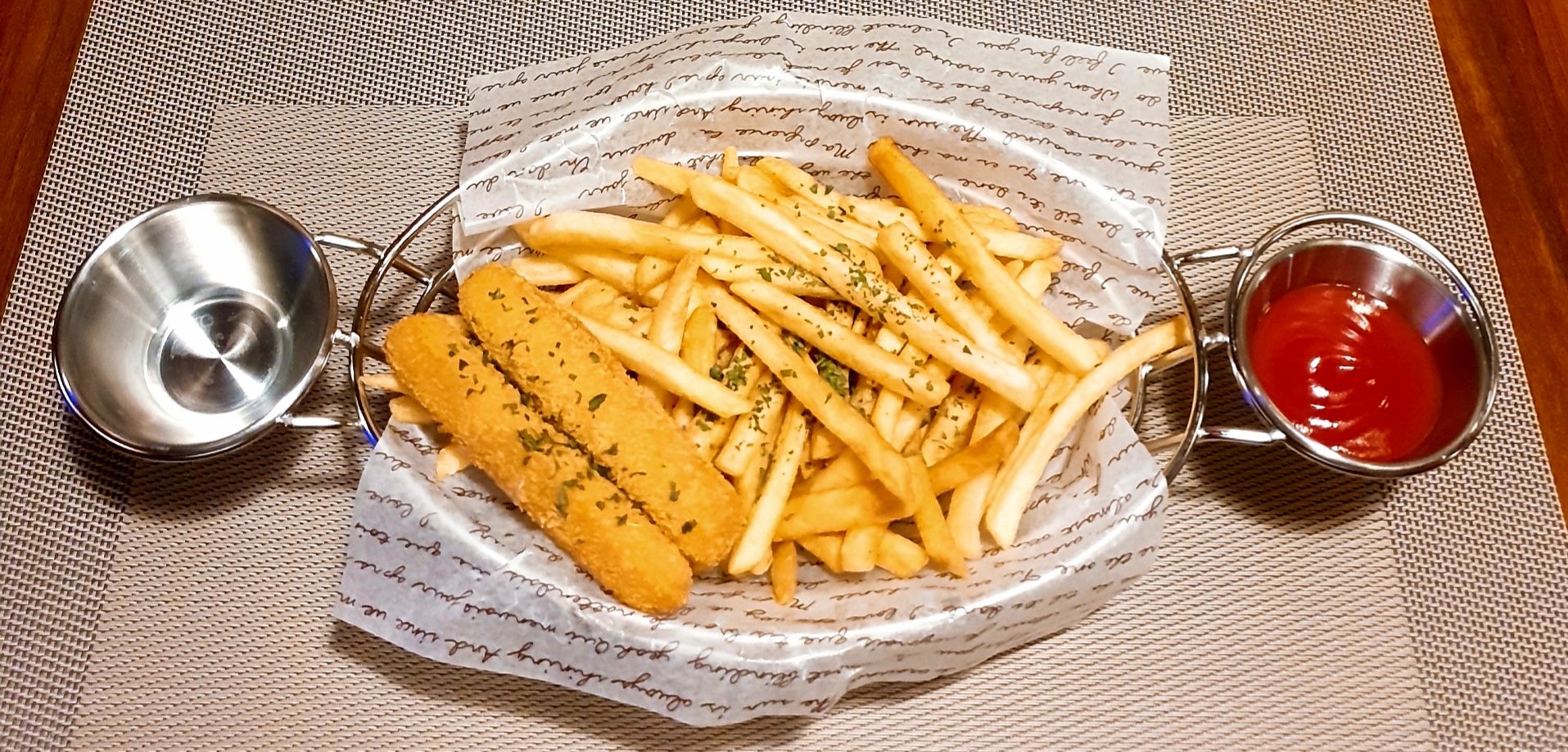 French Fries & Cheese Sticks