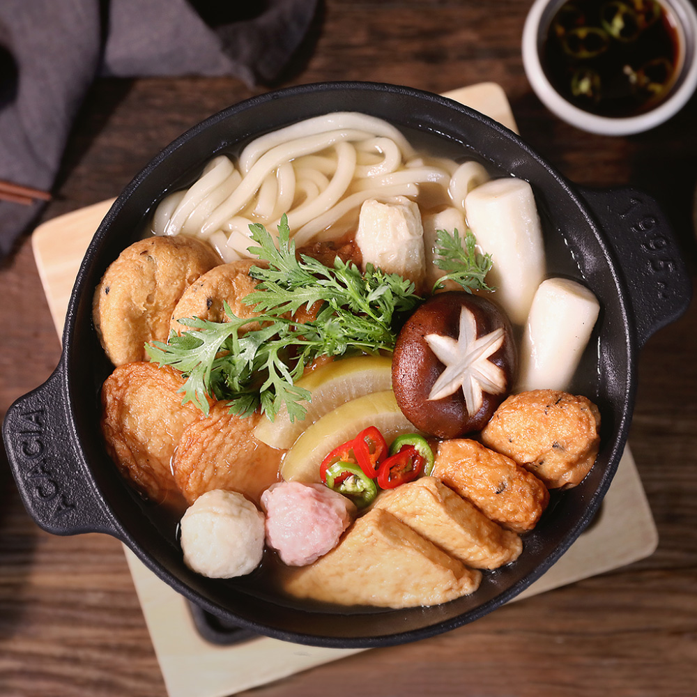 Korean Beef Tendon Fish Cake Soup
