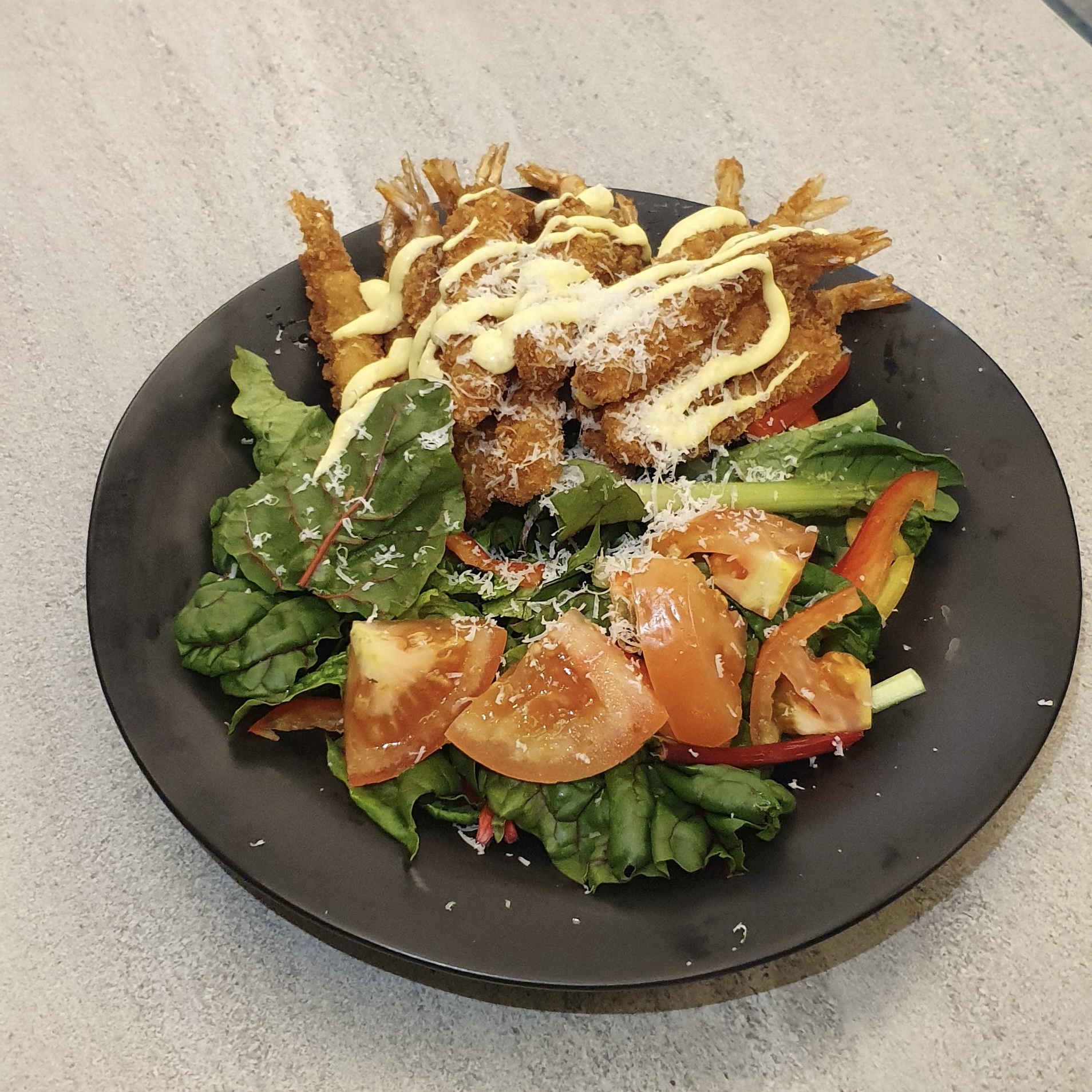 Deep-fried Shrimp Salad