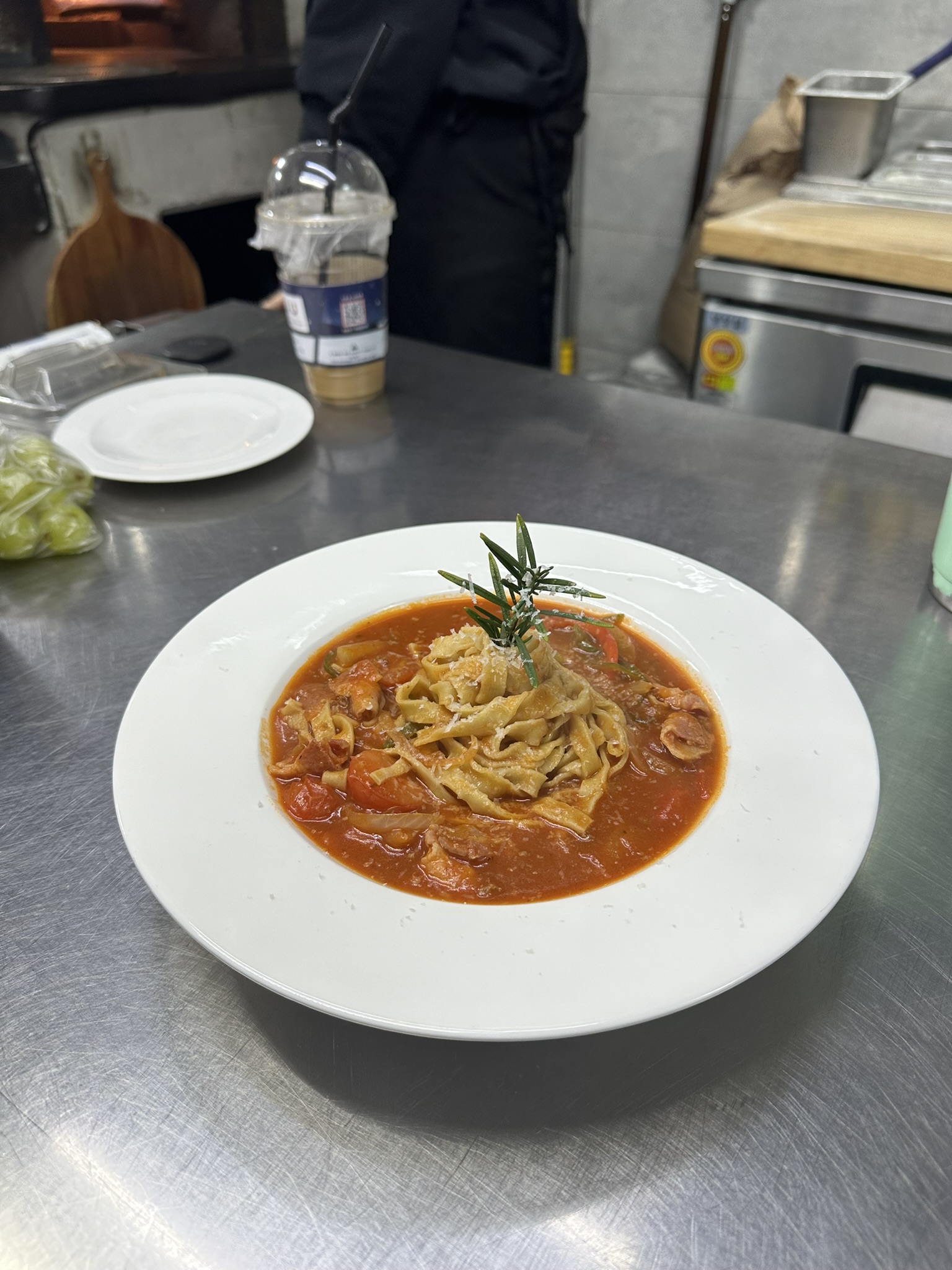 Fresh Noodle Tomato Pasta