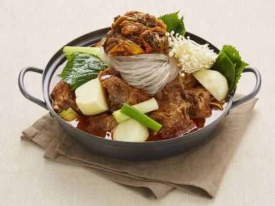 Spicy and Delicious Mattna Pork Neckbone Stew