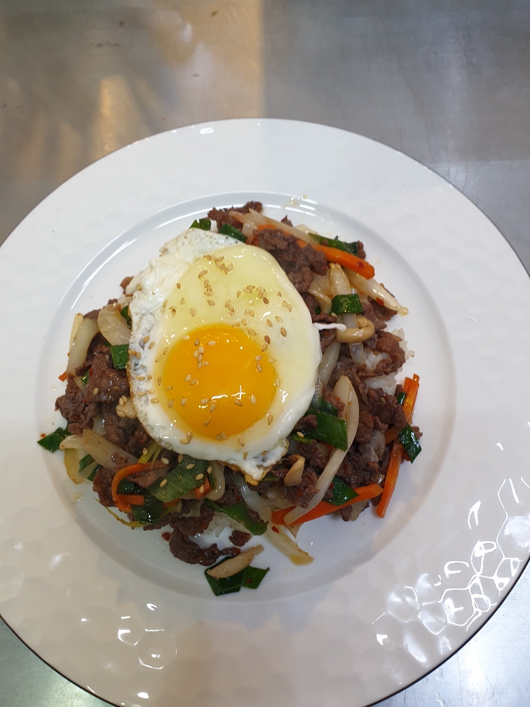 Stir-fried Lamb with Rice