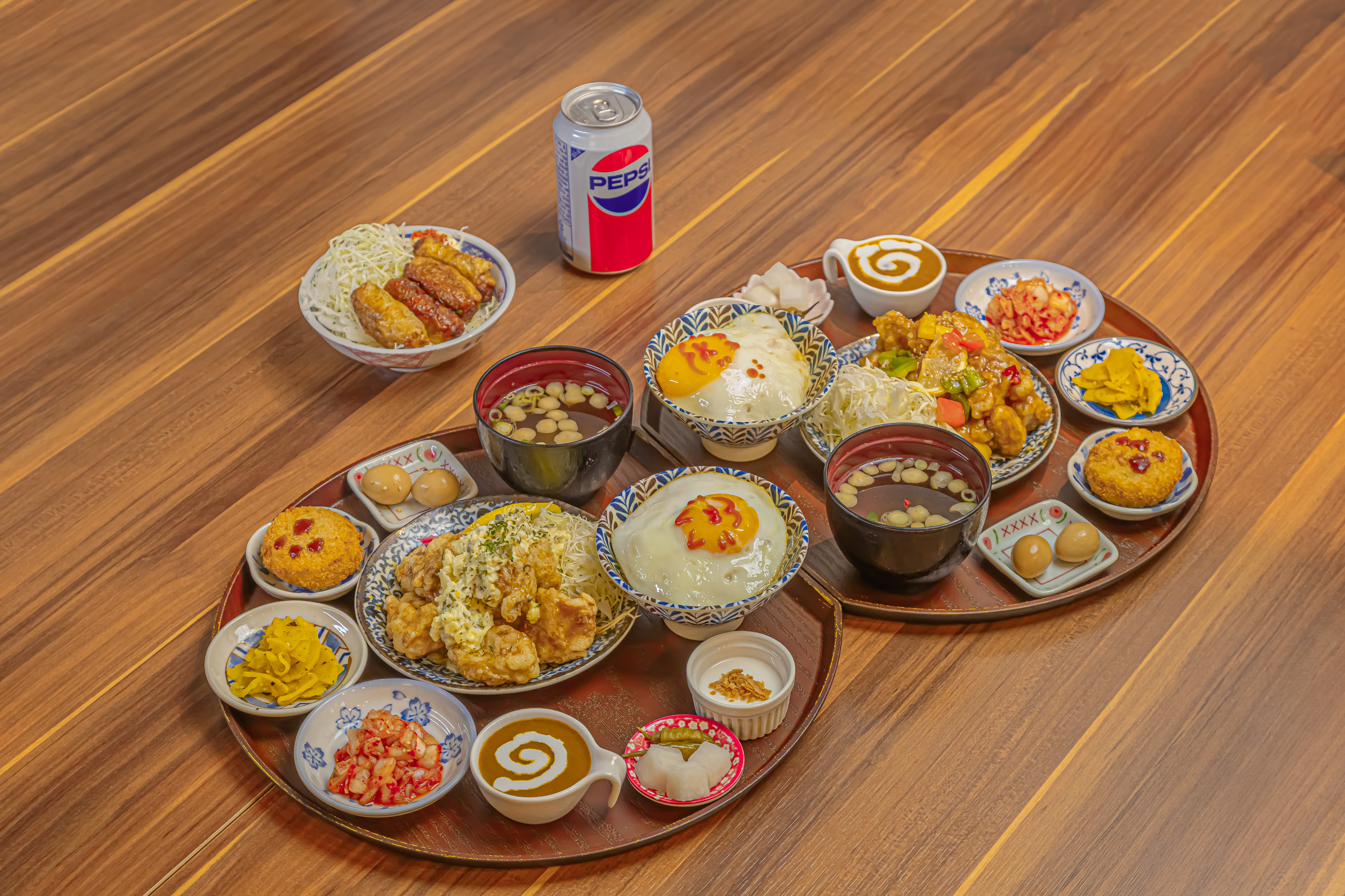Set Menu A for 2 People (Sweet and Spicy Chicken Set Menu + Fried Chicken with Tartar Sauce Set Menu + Chicken Skin Pan-fried Mandu + 1 Beverage)