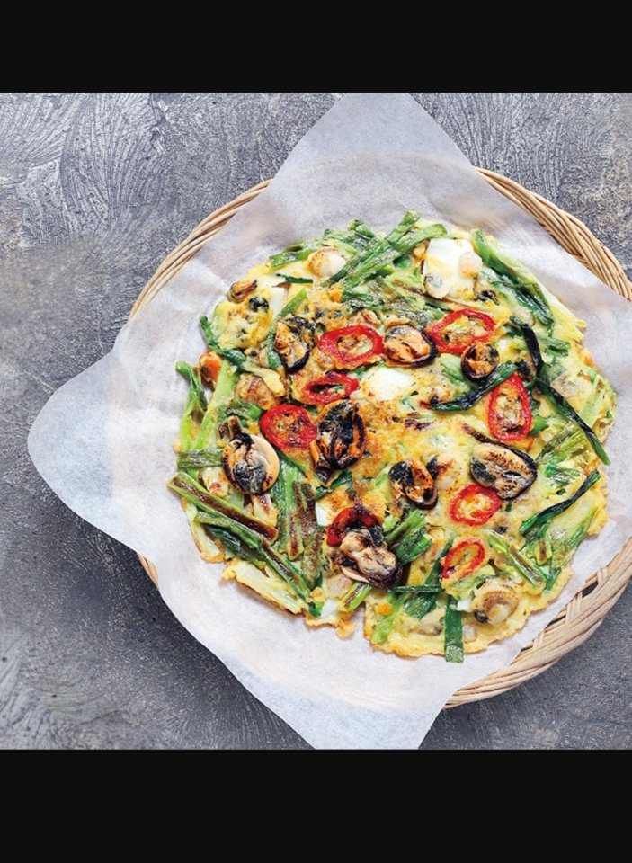 Seafood and Green Onion Pancake