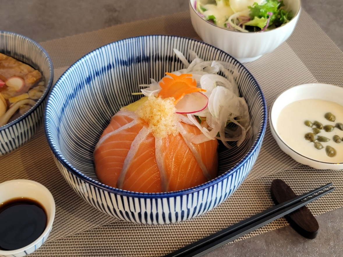 Raw Salmon Bibimbap