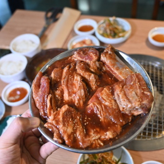 Marinated Black Pork Ribs 250g