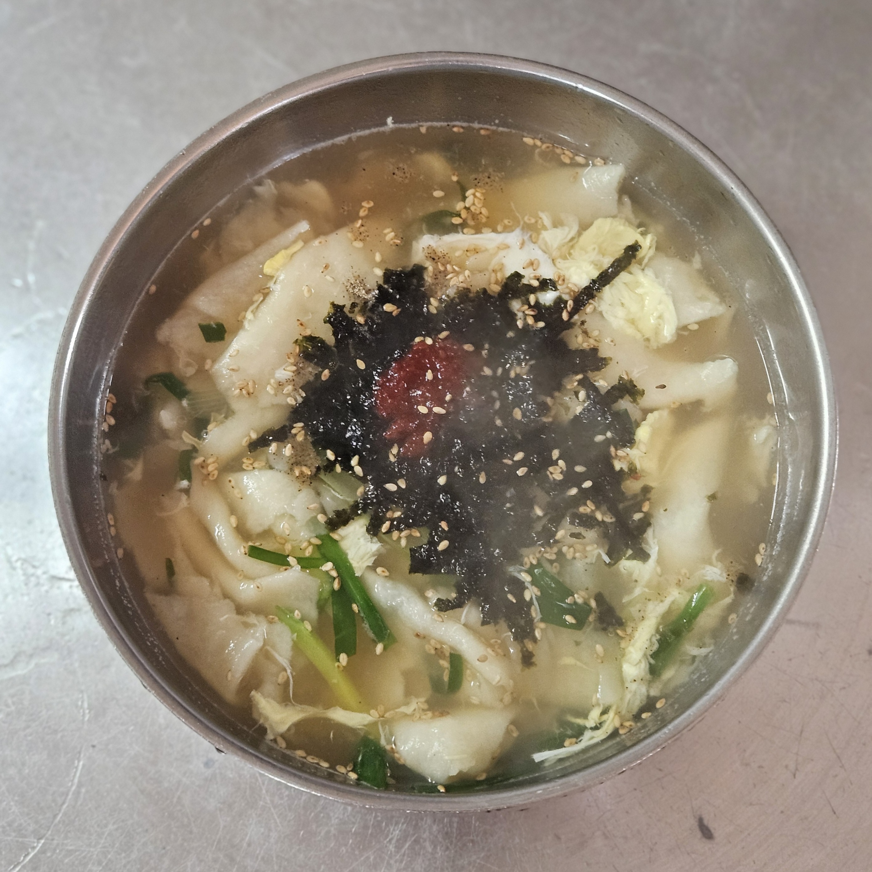 Hand-pulled Dough Soup