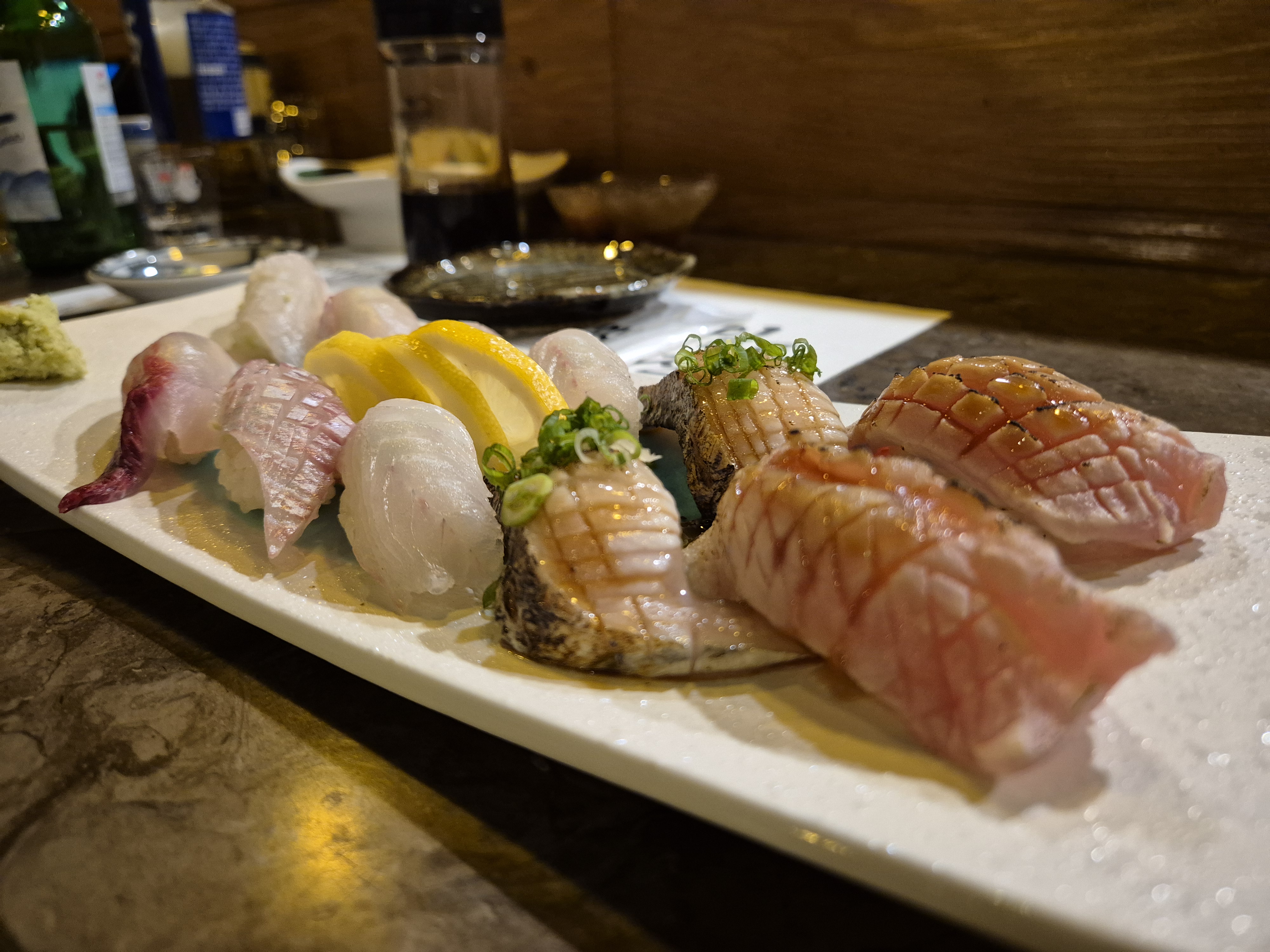 Assorted Sushi (Chef's Special 11 Kinds)