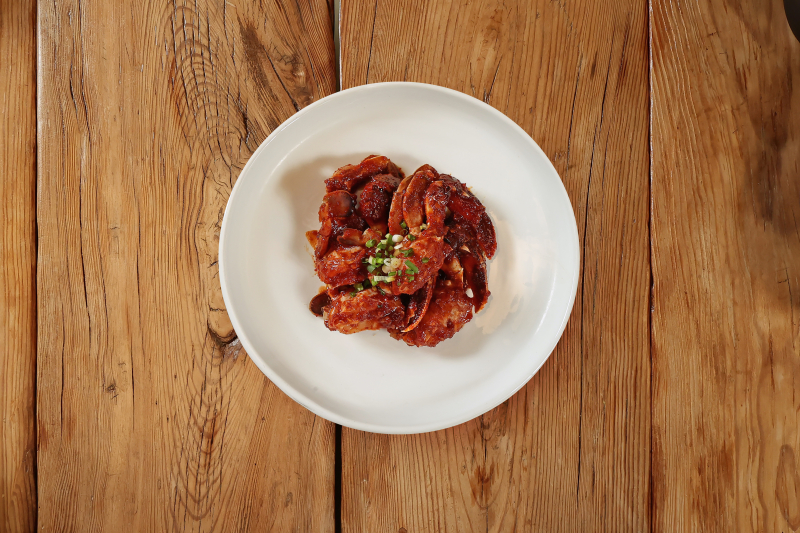 Spicy Marinated Yellow Crab (8pcs)