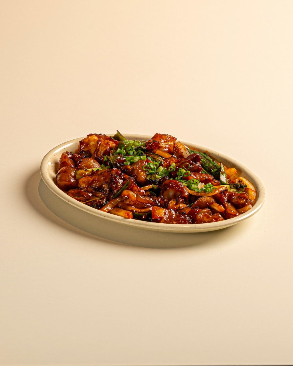 Spicy Braised Pigs' Feet with Soft Bones