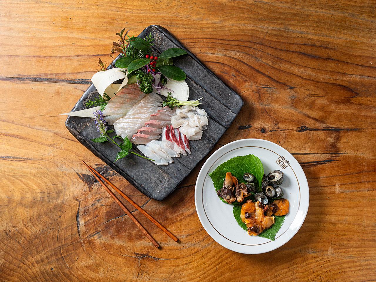 Cozy Raw Fish Platter + Basic Seafood