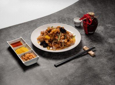 Deep-fried Pork with Sweet and Sour Sauce (Tenderloin)