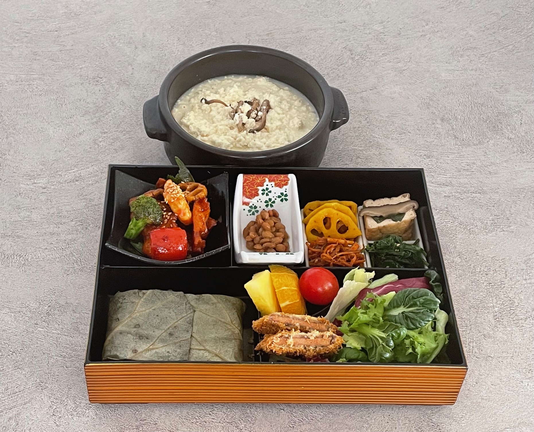Lotus Leaf Set Menu (For 2 or more People)