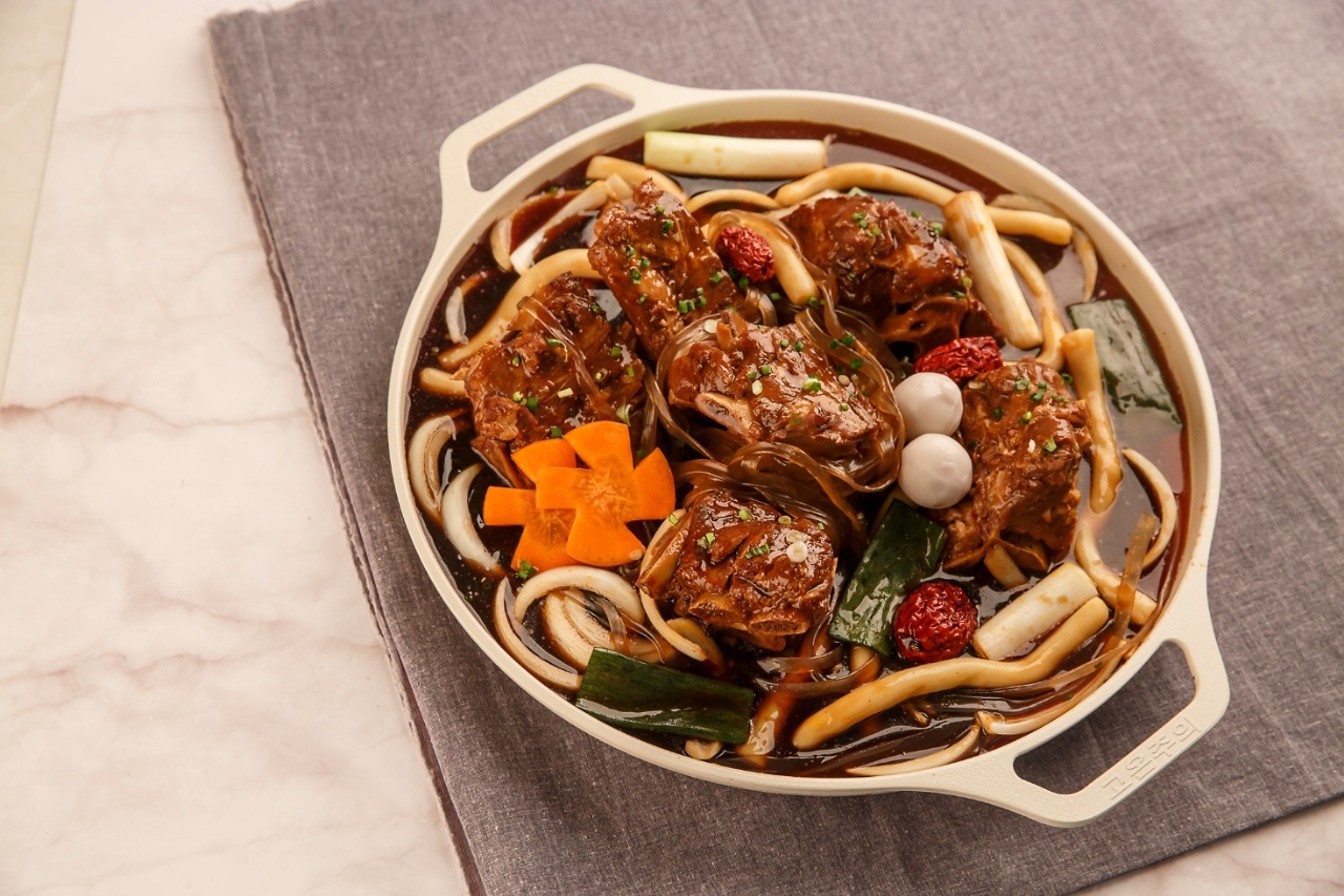 Soy Sauce Braised Pork Neckbone