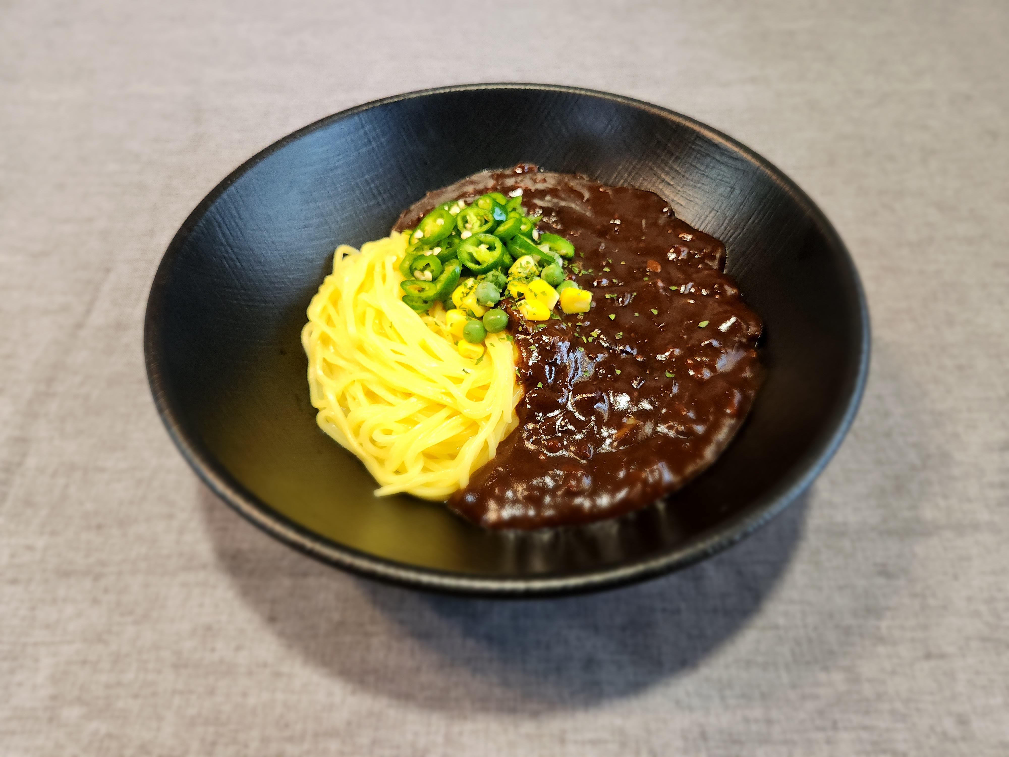 Black Bean Sauce Noodles with Spicy Chili Pepper