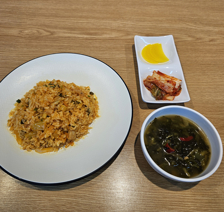 NO6 Kimchi Fried Rice