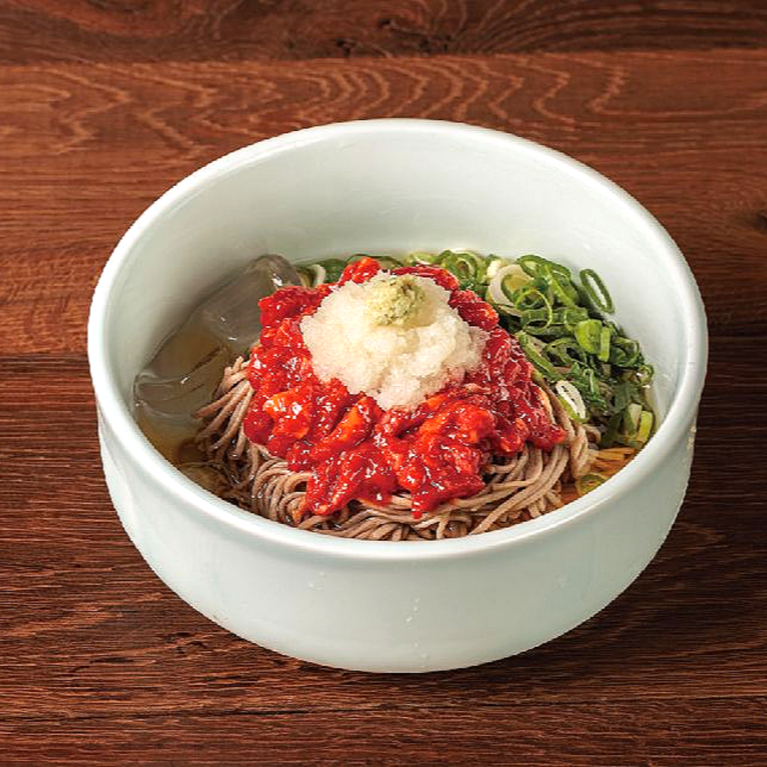 Buckwheat Noodles with Meat (Cold Buckwheat Noodles with Beef Tartare)