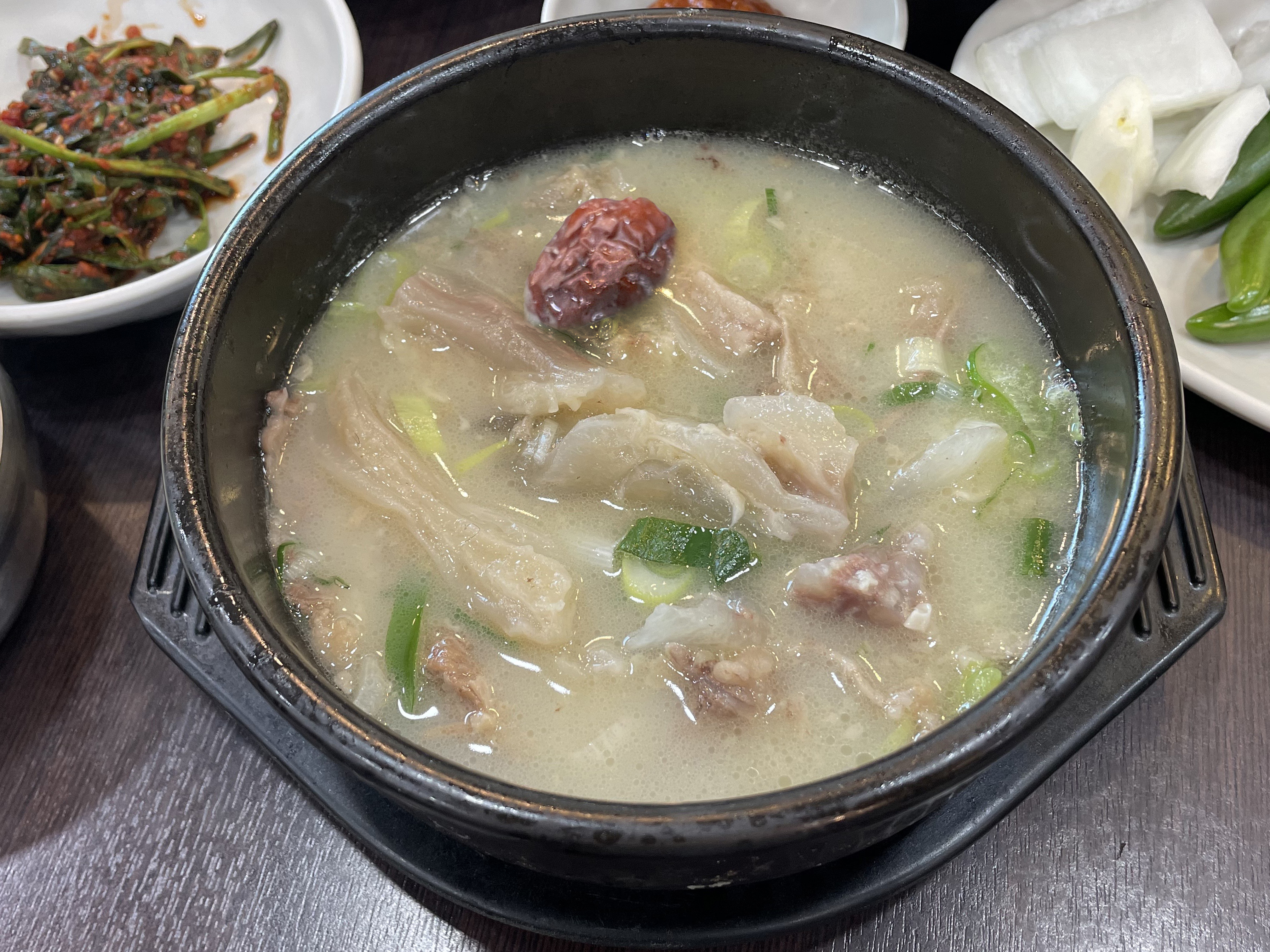 Octail and Ox Knee Soup