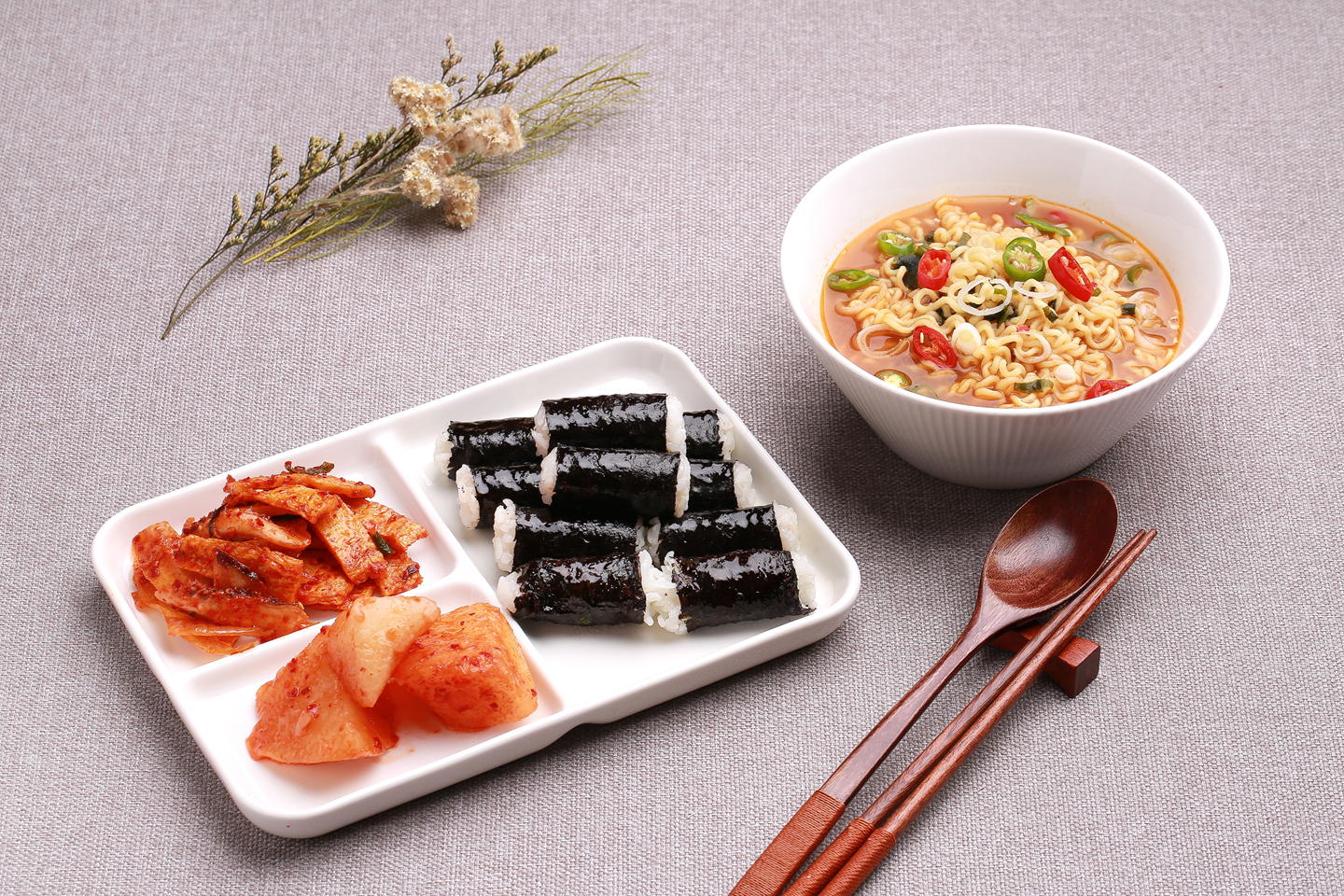 총무김밥 라면 세트