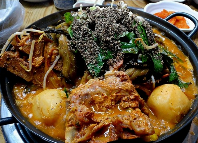 Pork Backbone Stew