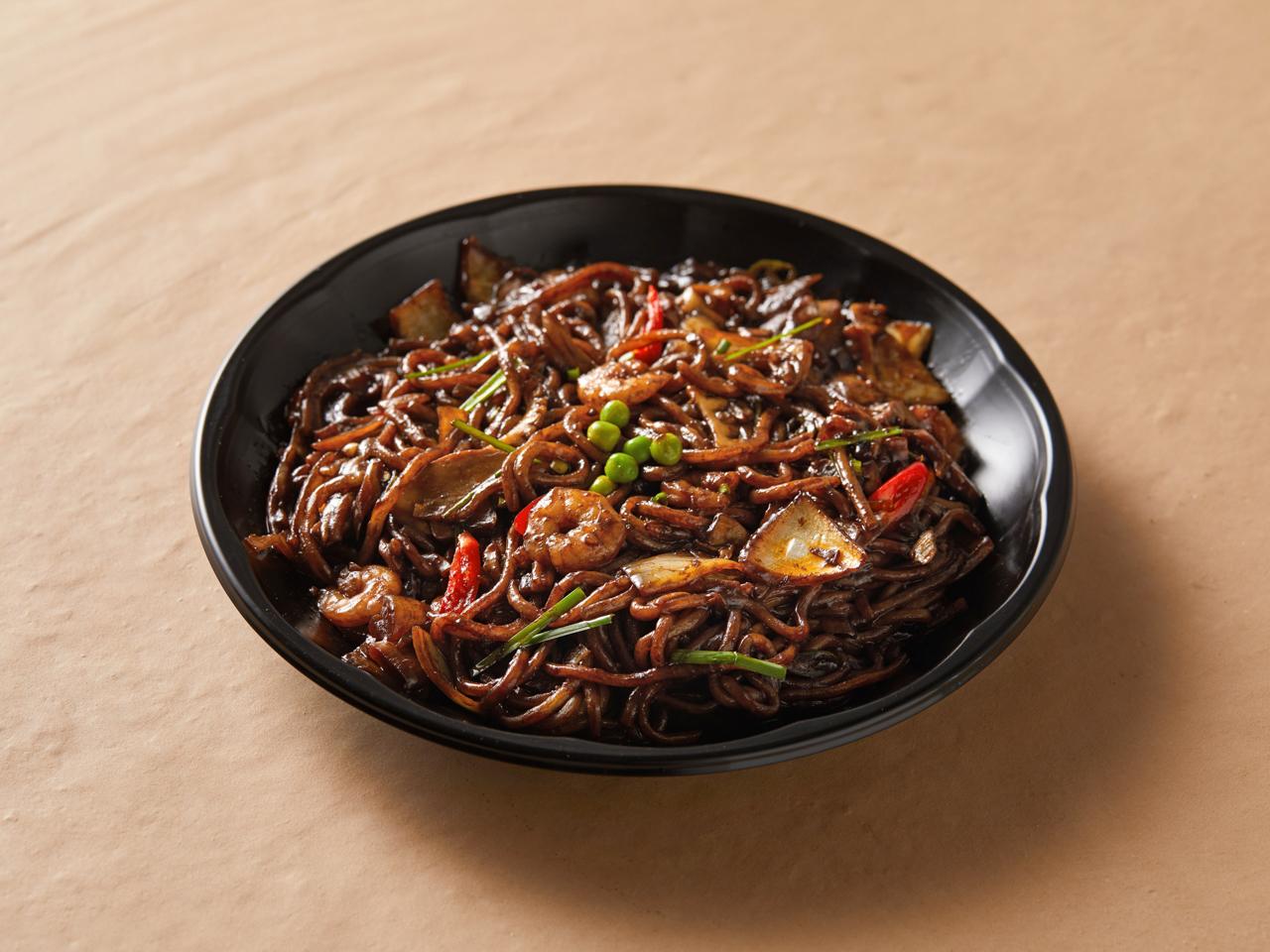 Jumbo Black Bean Sauce Noodles