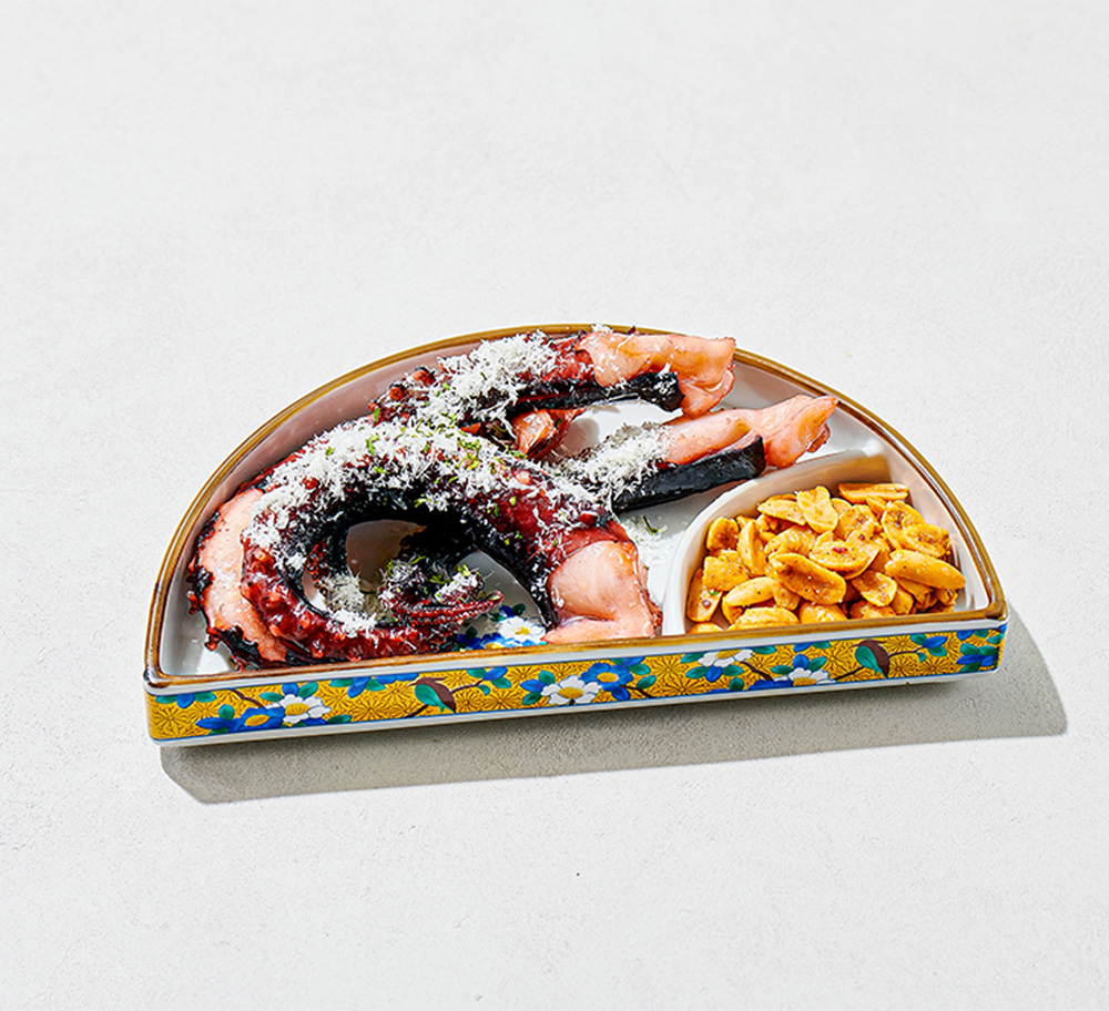 Butter-grilled Whole Squid Leg