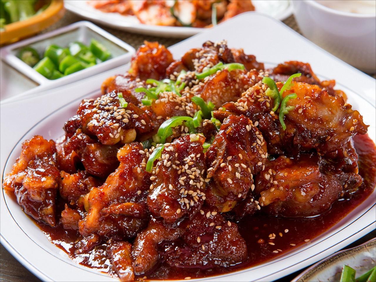 Spicy Braised Pigs’ Feet